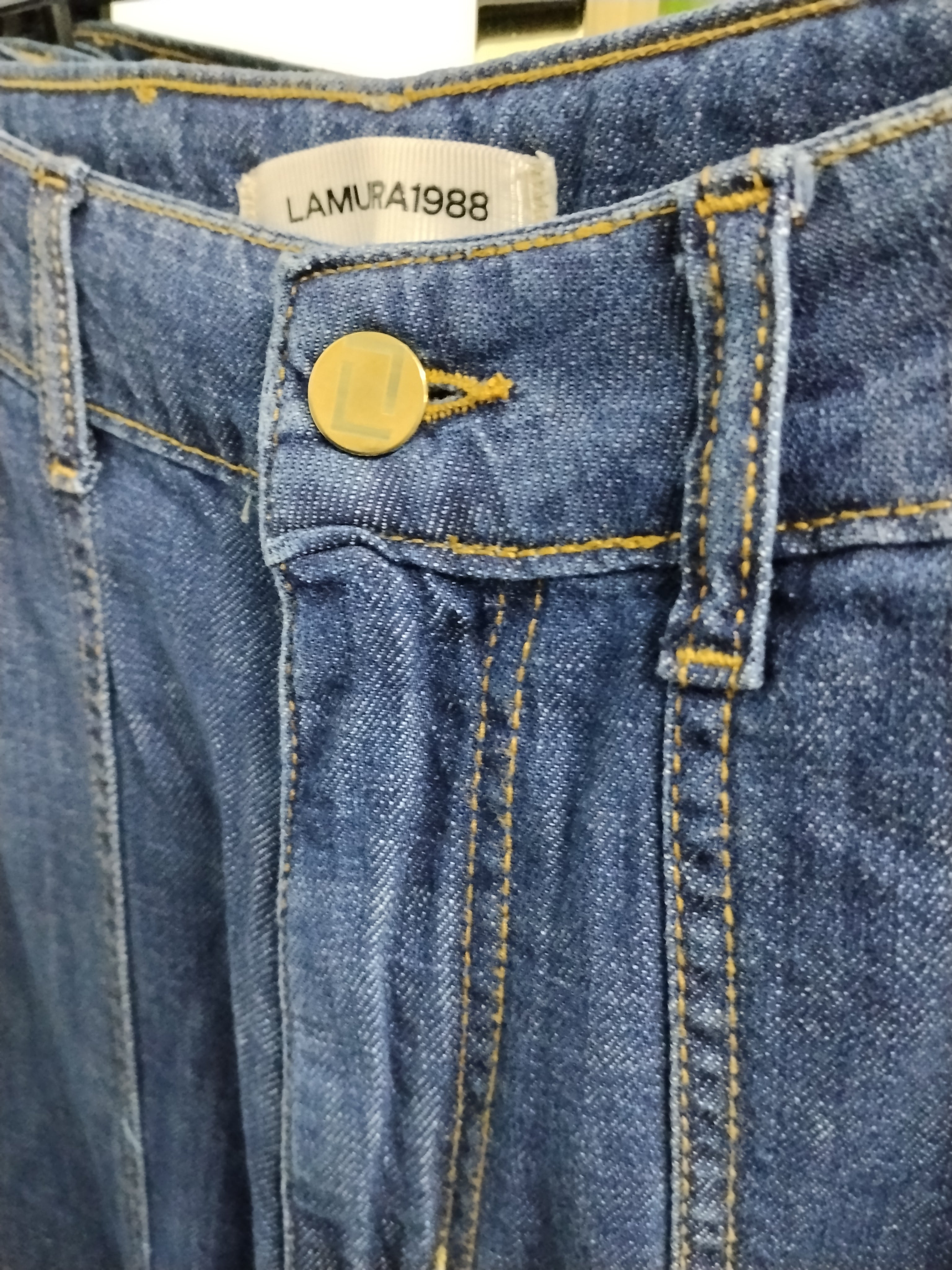 Pantaloni jeans
