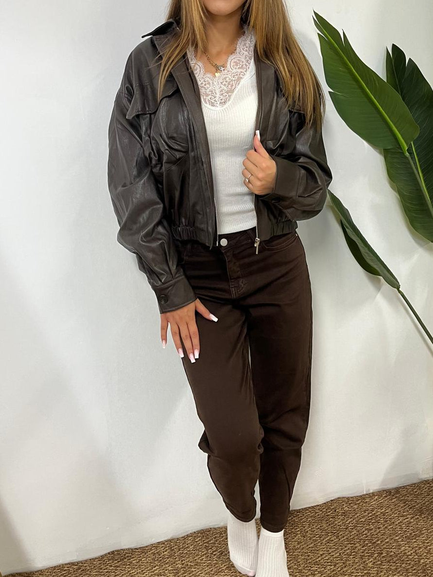 Pantaloni mom