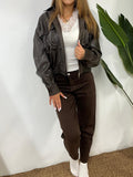Pantaloni mom