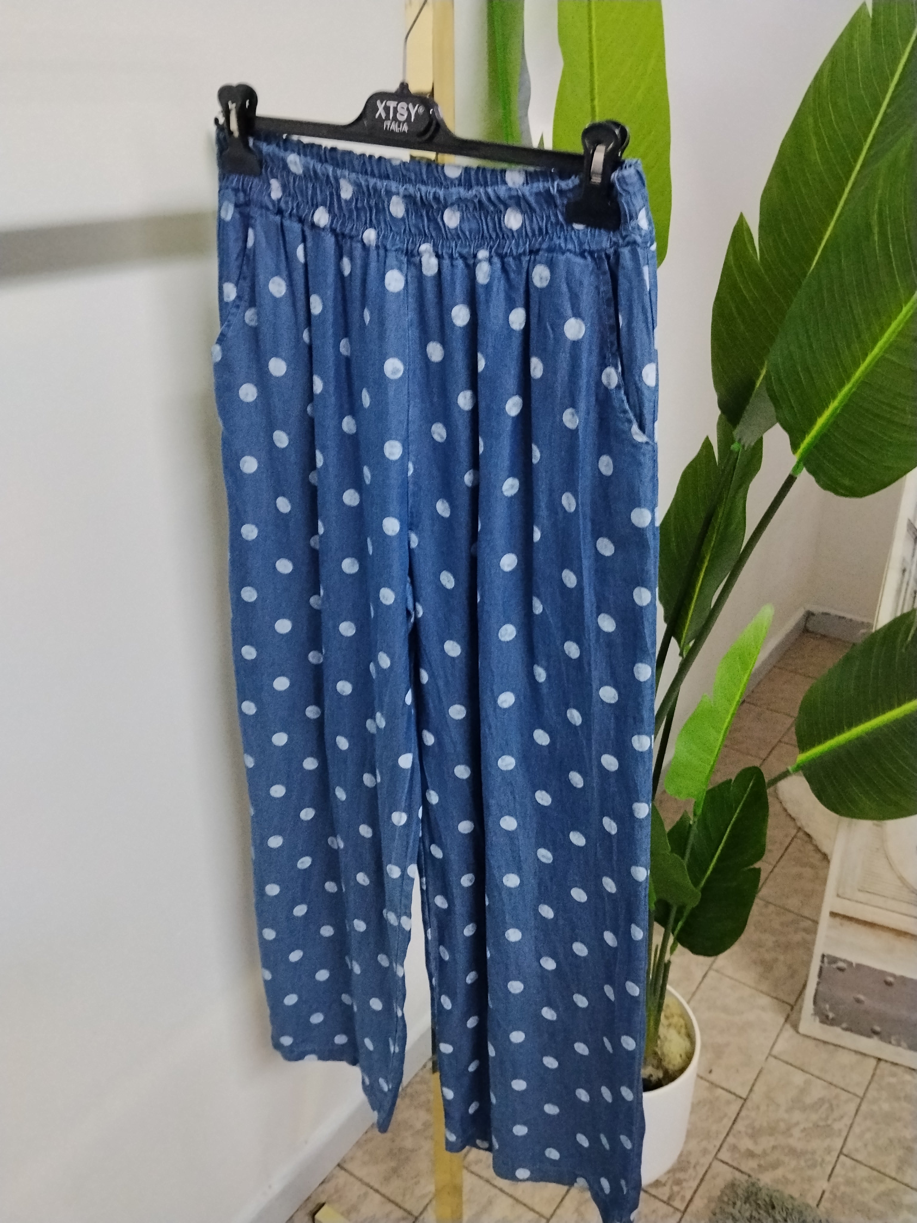 Pantalone con elastico in vita in Yhocell