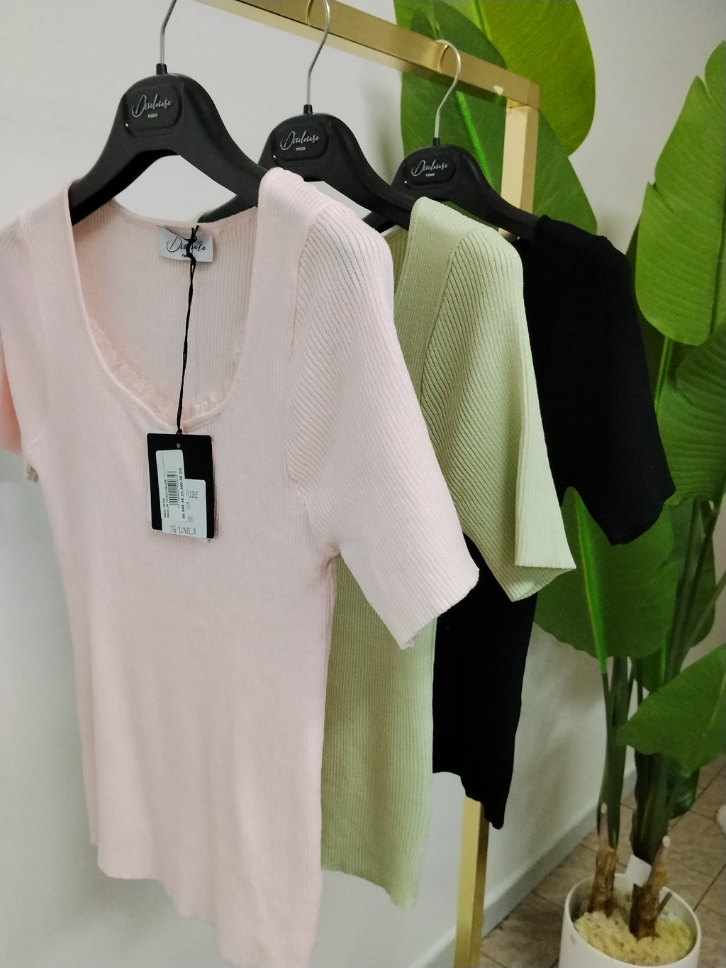 Maglietta Paris a costine con merletto