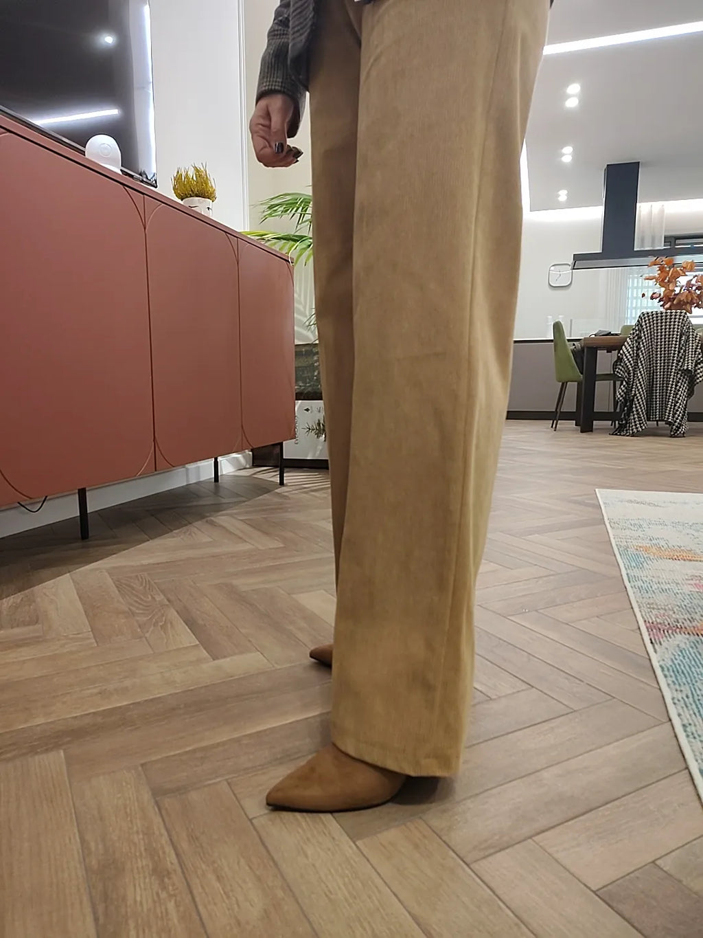 Pantaloni dritti di velluto rasato con righino