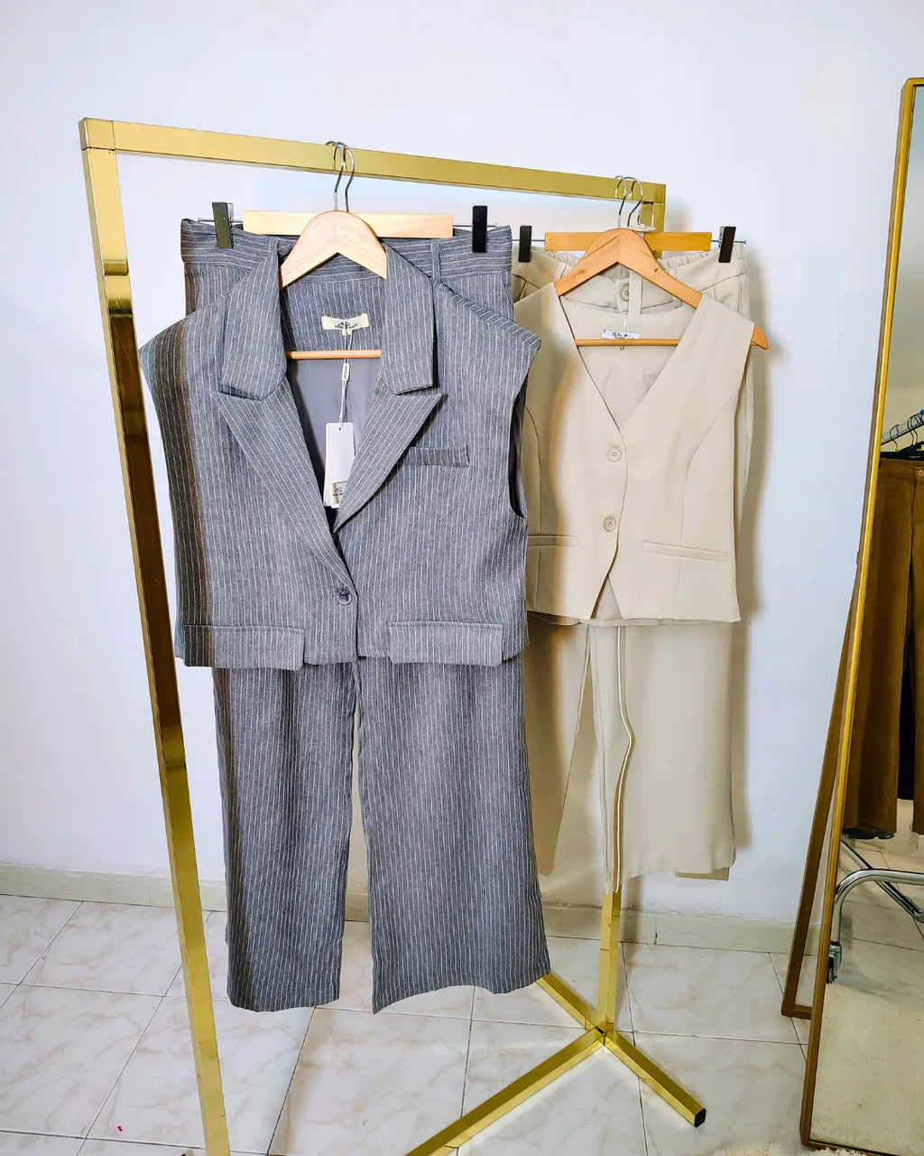 Completo gessato gilet corto e pantalone